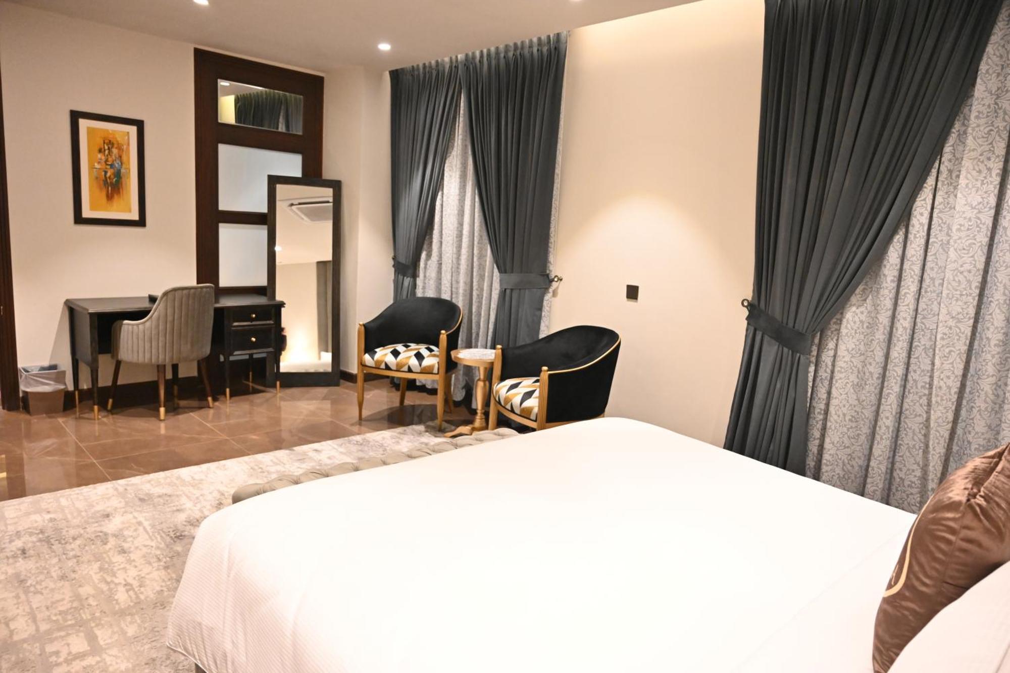 Jacaranda Heights Otel İslamabad Dış mekan fotoğraf