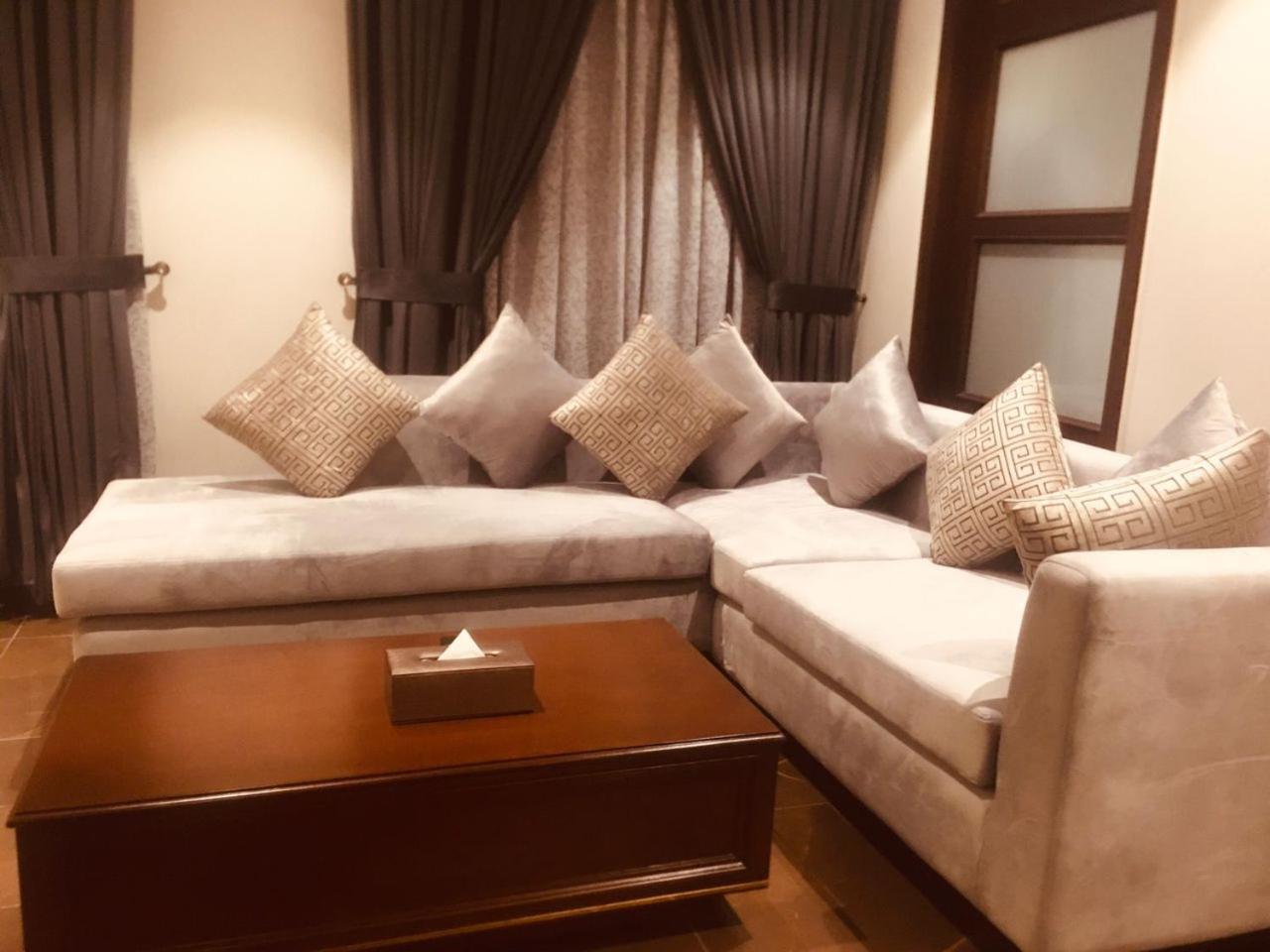 Jacaranda Heights Otel İslamabad Dış mekan fotoğraf
