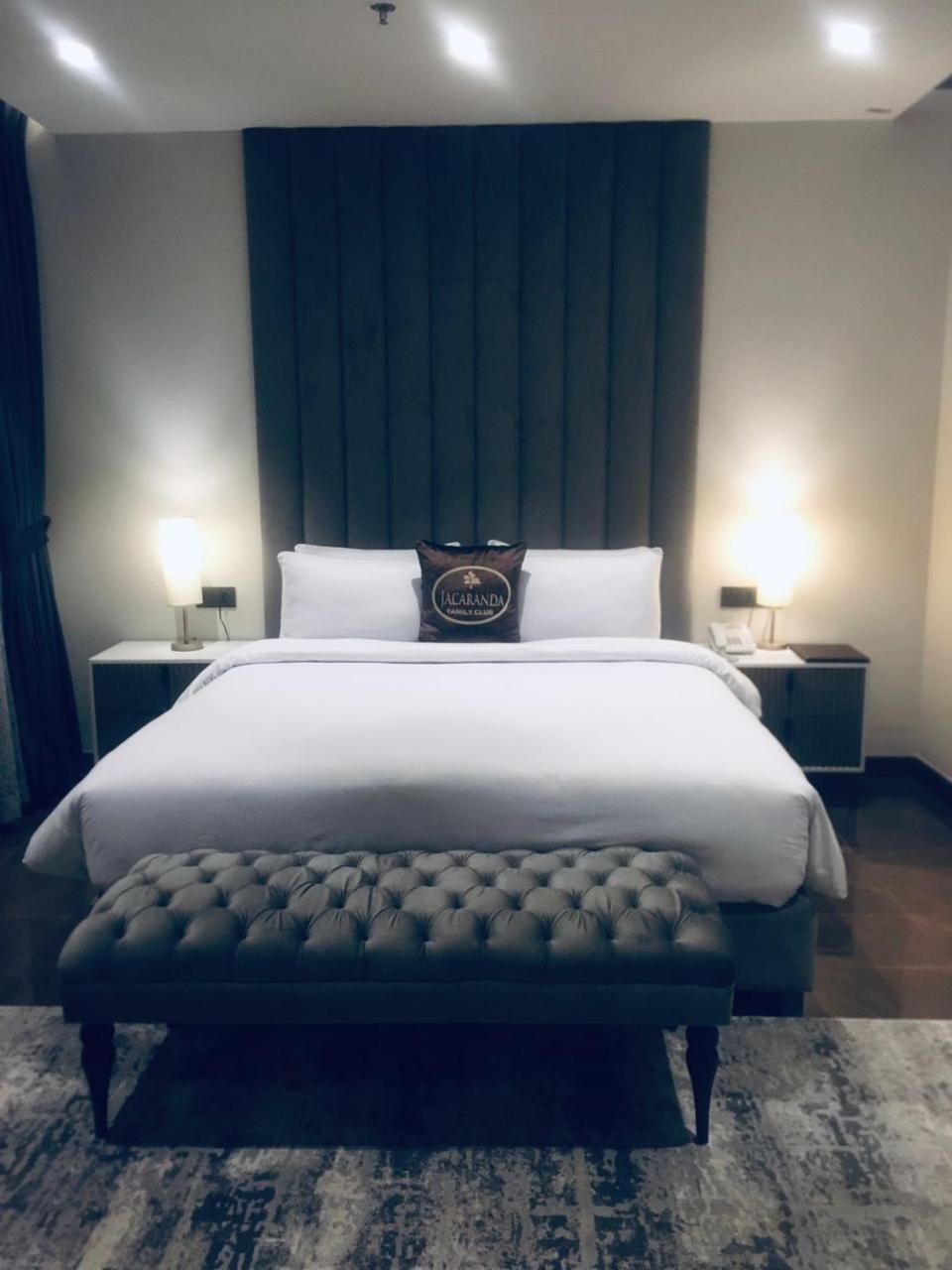 Jacaranda Heights Otel İslamabad Dış mekan fotoğraf