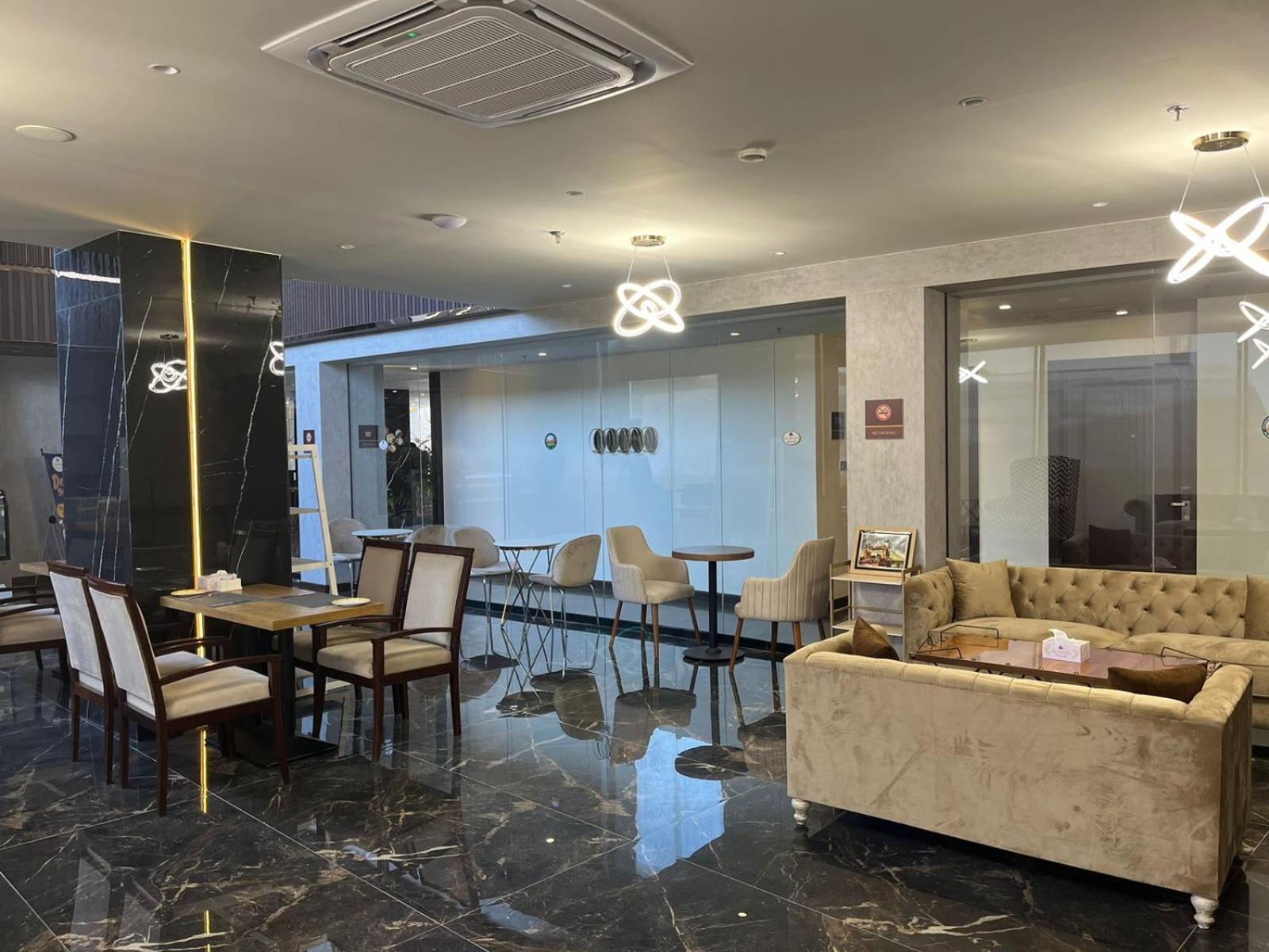 Jacaranda Heights Otel İslamabad Dış mekan fotoğraf
