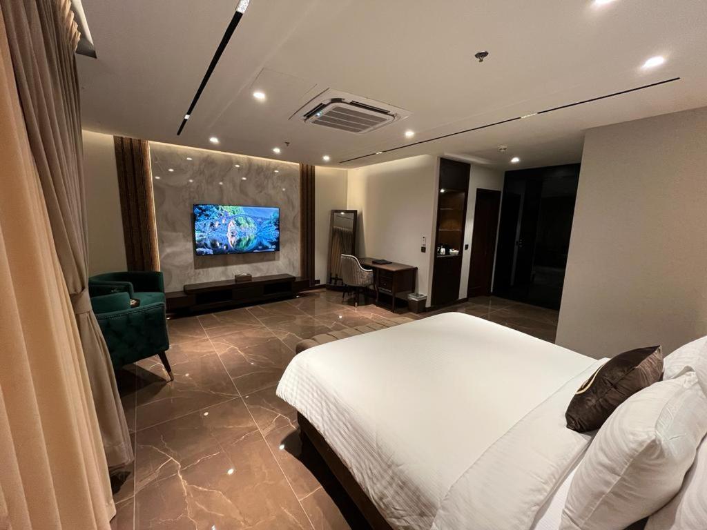 Jacaranda Heights Otel İslamabad Dış mekan fotoğraf